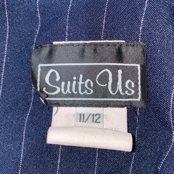 3 PIECE Suits Us - Picture 12 of 16